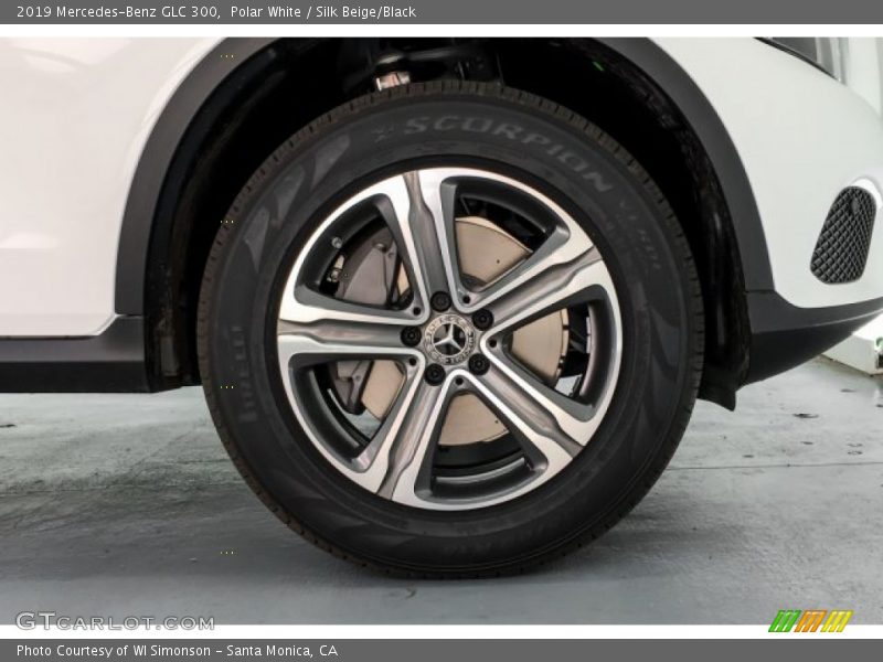 Polar White / Silk Beige/Black 2019 Mercedes-Benz GLC 300