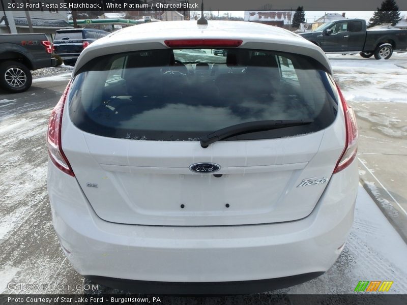 White Platinum / Charcoal Black 2019 Ford Fiesta SE Hatchback