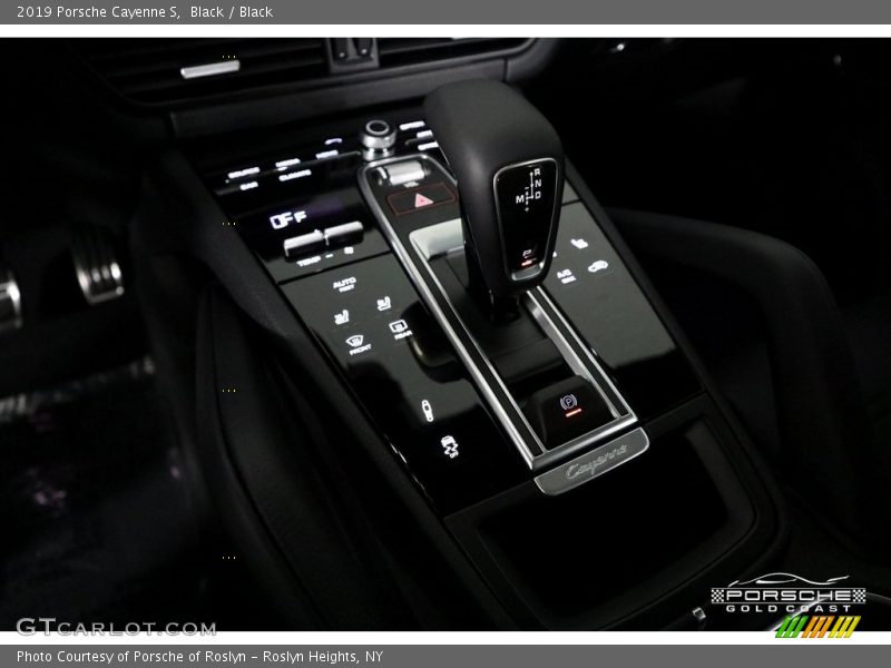 Black / Black 2019 Porsche Cayenne S