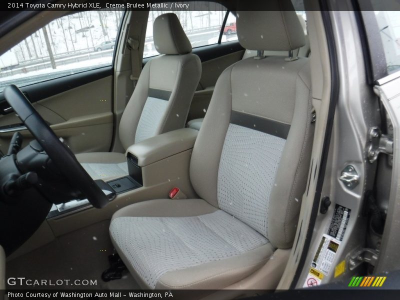 Creme Brulee Metallic / Ivory 2014 Toyota Camry Hybrid XLE