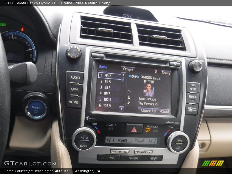 Creme Brulee Metallic / Ivory 2014 Toyota Camry Hybrid XLE