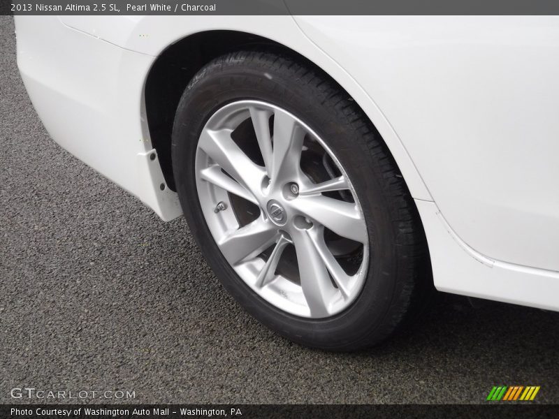 Pearl White / Charcoal 2013 Nissan Altima 2.5 SL