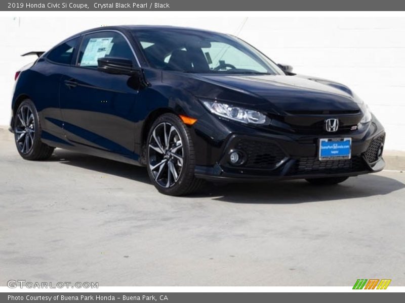 Front 3/4 View of 2019 Civic Si Coupe
