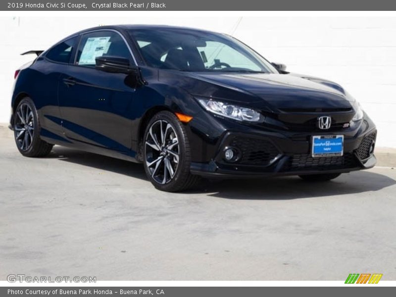 Front 3/4 View of 2019 Civic Si Coupe