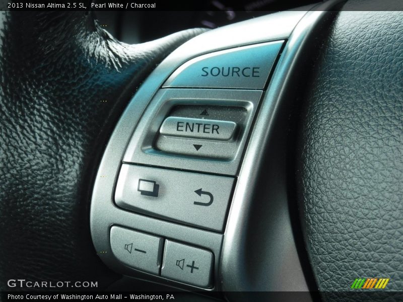 Pearl White / Charcoal 2013 Nissan Altima 2.5 SL