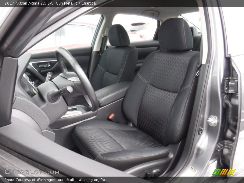 Gun Metallic / Charcoal 2017 Nissan Altima 2.5 SV