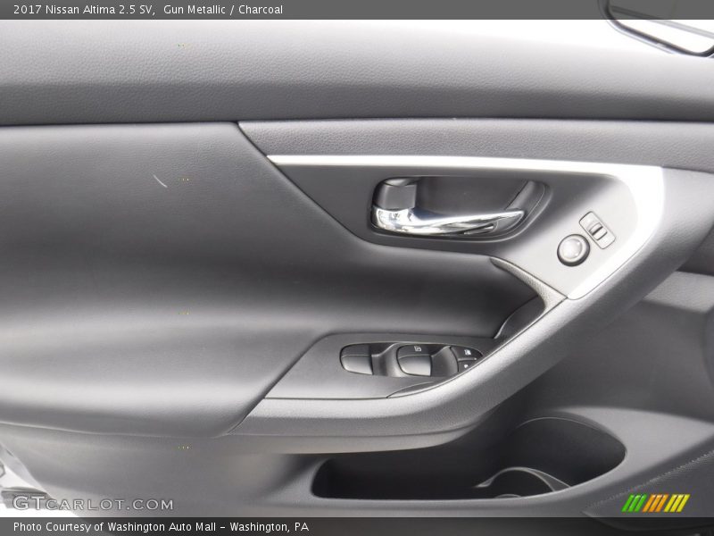 Gun Metallic / Charcoal 2017 Nissan Altima 2.5 SV