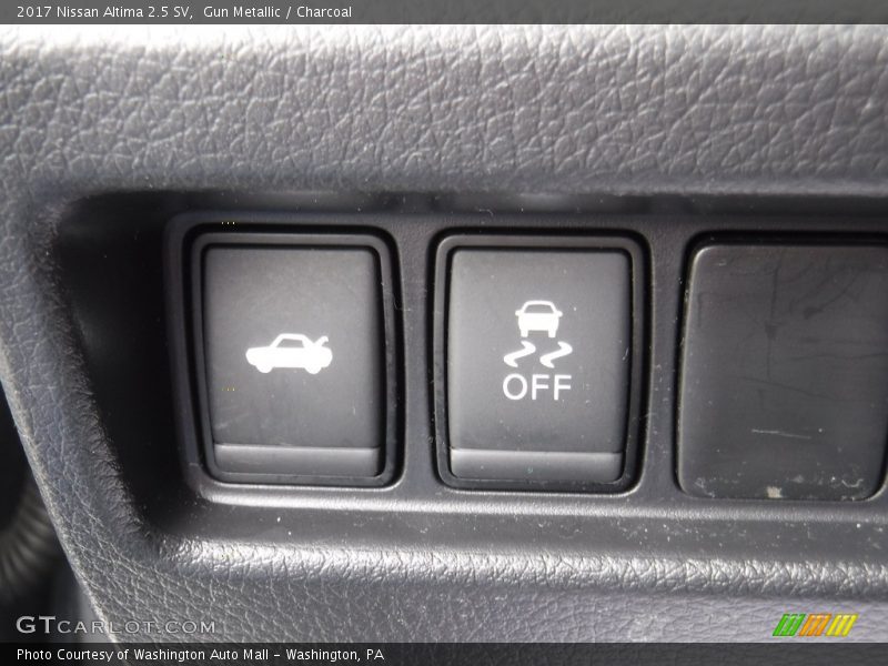 Gun Metallic / Charcoal 2017 Nissan Altima 2.5 SV