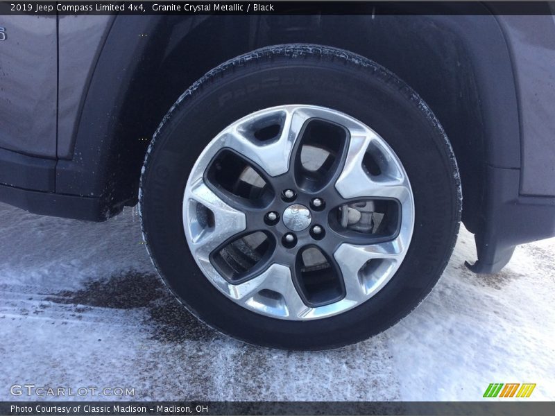 Granite Crystal Metallic / Black 2019 Jeep Compass Limited 4x4