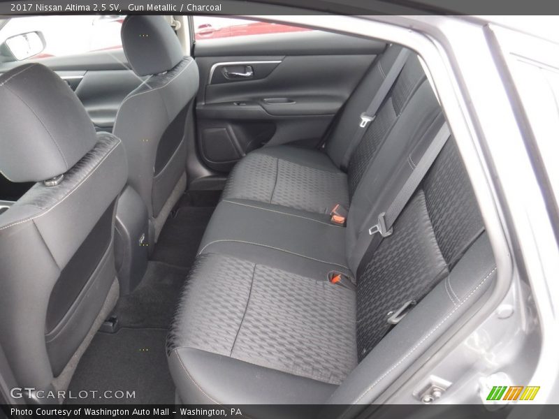 Gun Metallic / Charcoal 2017 Nissan Altima 2.5 SV