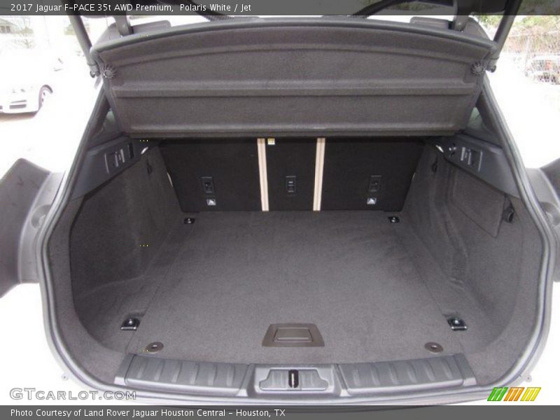 Polaris White / Jet 2017 Jaguar F-PACE 35t AWD Premium