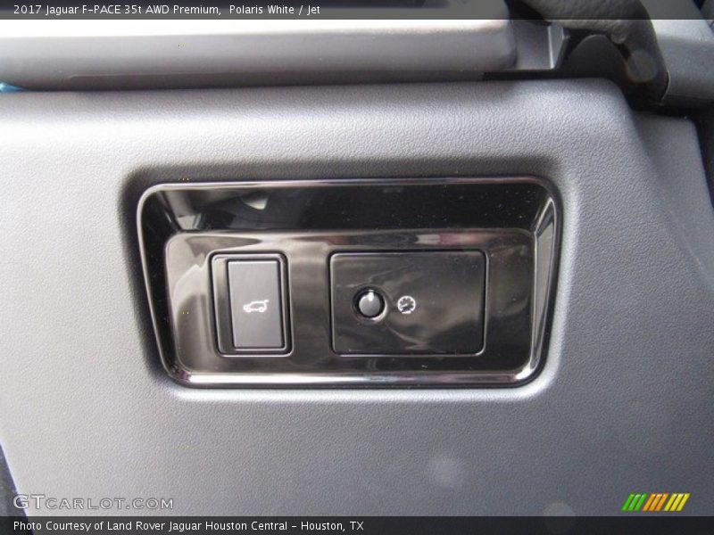 Polaris White / Jet 2017 Jaguar F-PACE 35t AWD Premium