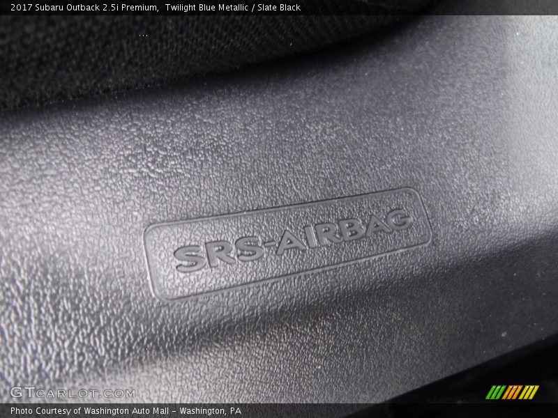 Twilight Blue Metallic / Slate Black 2017 Subaru Outback 2.5i Premium