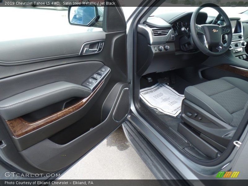 Satin Steel Metallic / Jet Black 2019 Chevrolet Tahoe LS 4WD