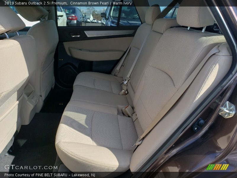 Cinnamon Brown Pearl / Warm Ivory 2019 Subaru Outback 2.5i Premium
