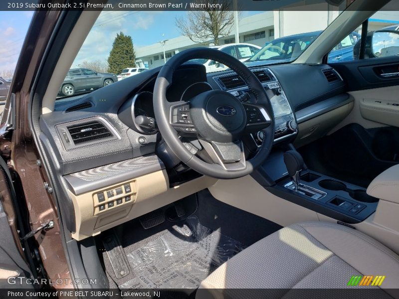 Cinnamon Brown Pearl / Warm Ivory 2019 Subaru Outback 2.5i Premium