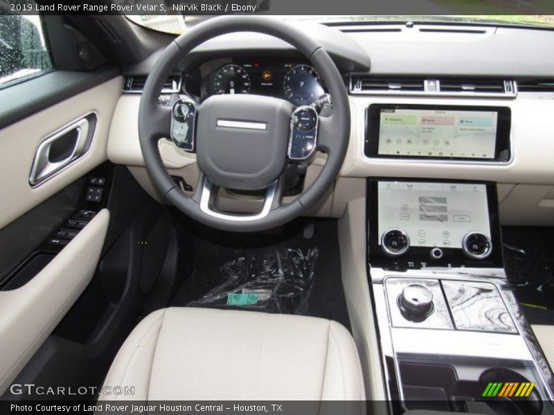 Narvik Black / Ebony 2019 Land Rover Range Rover Velar S
