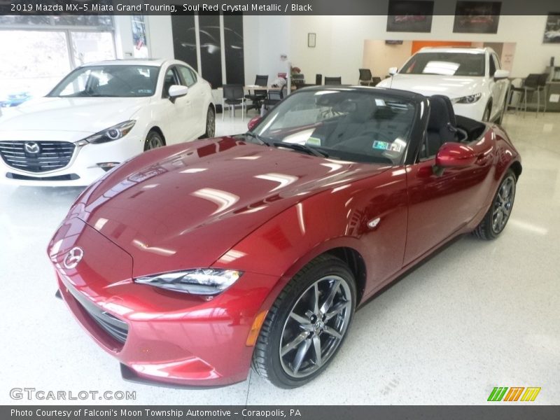 Soul Red Crystal Metallic / Black 2019 Mazda MX-5 Miata Grand Touring