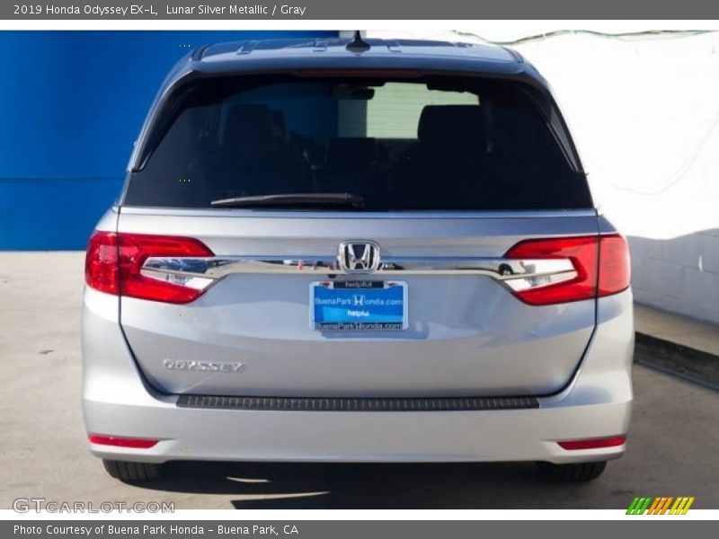Lunar Silver Metallic / Gray 2019 Honda Odyssey EX-L