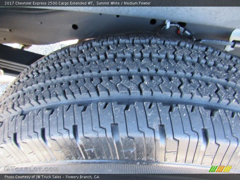 Summit White / Medium Pewter 2017 Chevrolet Express 2500 Cargo Extended WT