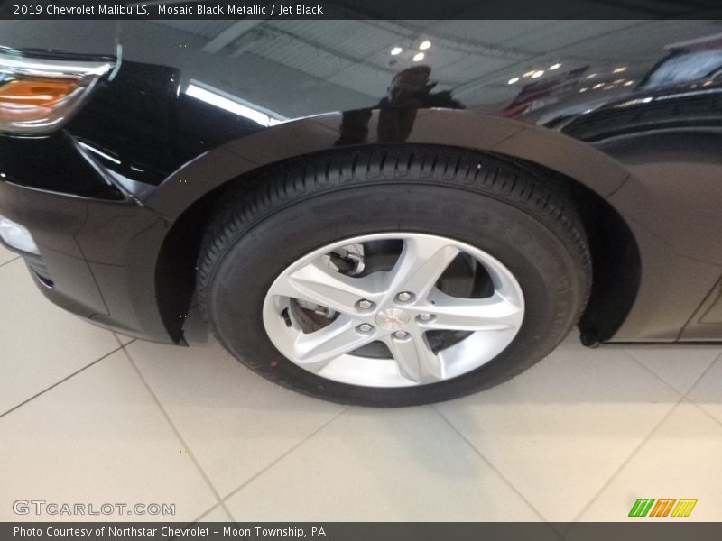 Mosaic Black Metallic / Jet Black 2019 Chevrolet Malibu LS