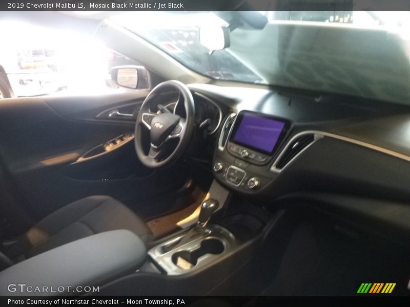 Mosaic Black Metallic / Jet Black 2019 Chevrolet Malibu LS
