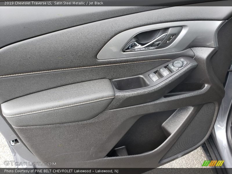 Satin Steel Metallic / Jet Black 2019 Chevrolet Traverse LS