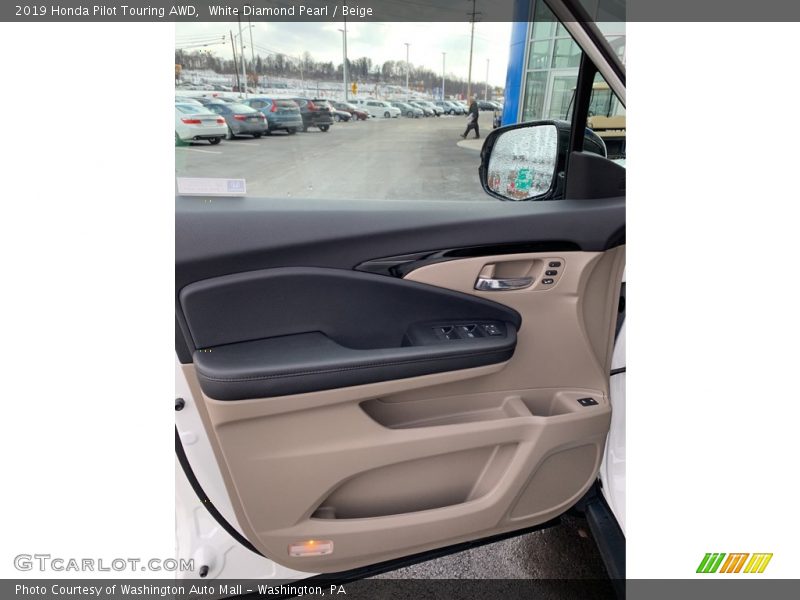 White Diamond Pearl / Beige 2019 Honda Pilot Touring AWD