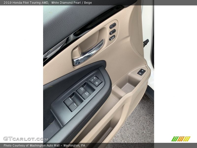 White Diamond Pearl / Beige 2019 Honda Pilot Touring AWD
