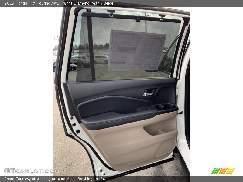 White Diamond Pearl / Beige 2019 Honda Pilot Touring AWD