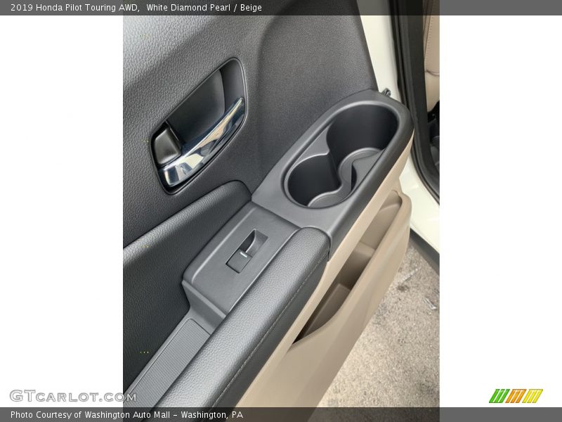 White Diamond Pearl / Beige 2019 Honda Pilot Touring AWD