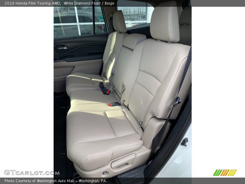 White Diamond Pearl / Beige 2019 Honda Pilot Touring AWD