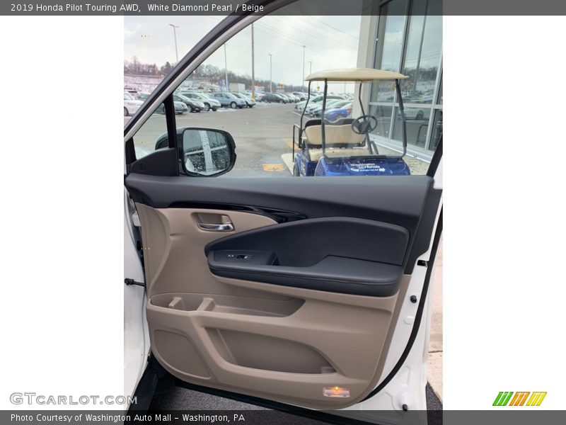 White Diamond Pearl / Beige 2019 Honda Pilot Touring AWD