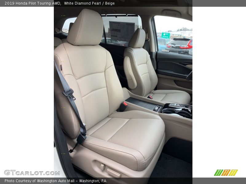 White Diamond Pearl / Beige 2019 Honda Pilot Touring AWD