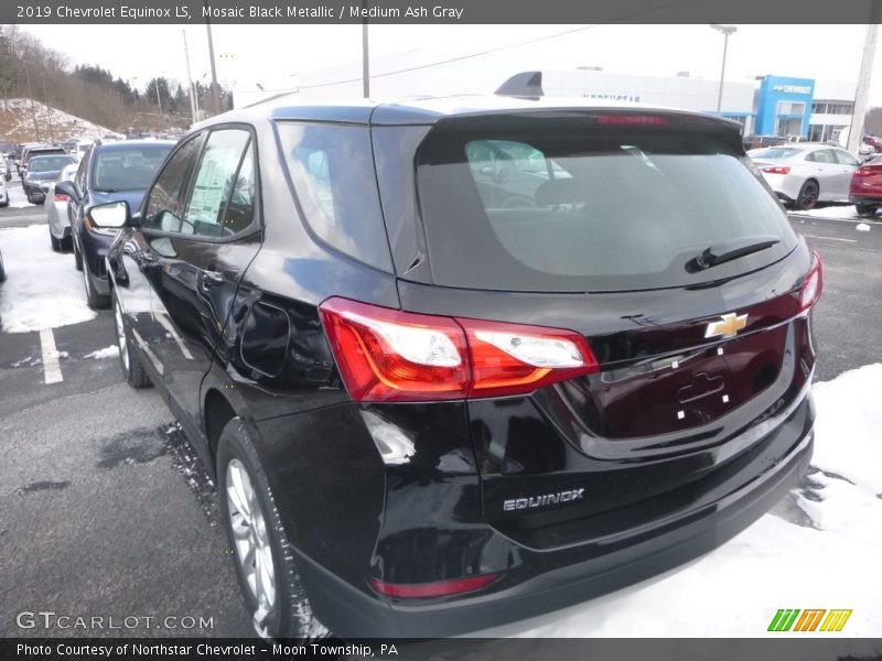 Mosaic Black Metallic / Medium Ash Gray 2019 Chevrolet Equinox LS