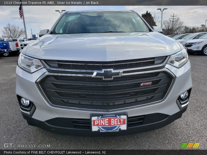 Silver Ice Metallic / Jet Black 2019 Chevrolet Traverse RS AWD
