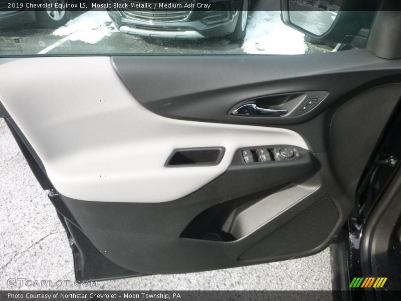 Mosaic Black Metallic / Medium Ash Gray 2019 Chevrolet Equinox LS