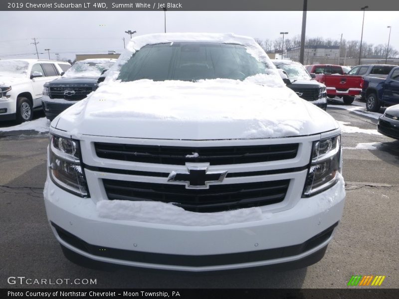 Summit White / Jet Black 2019 Chevrolet Suburban LT 4WD