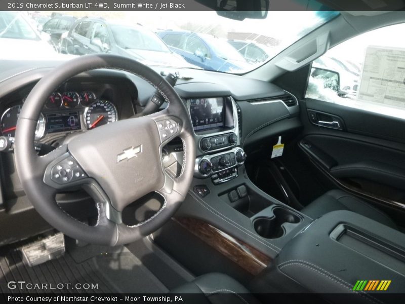 Summit White / Jet Black 2019 Chevrolet Suburban LT 4WD