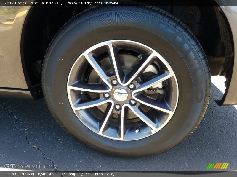Granite / Black/Light Graystone 2017 Dodge Grand Caravan SXT