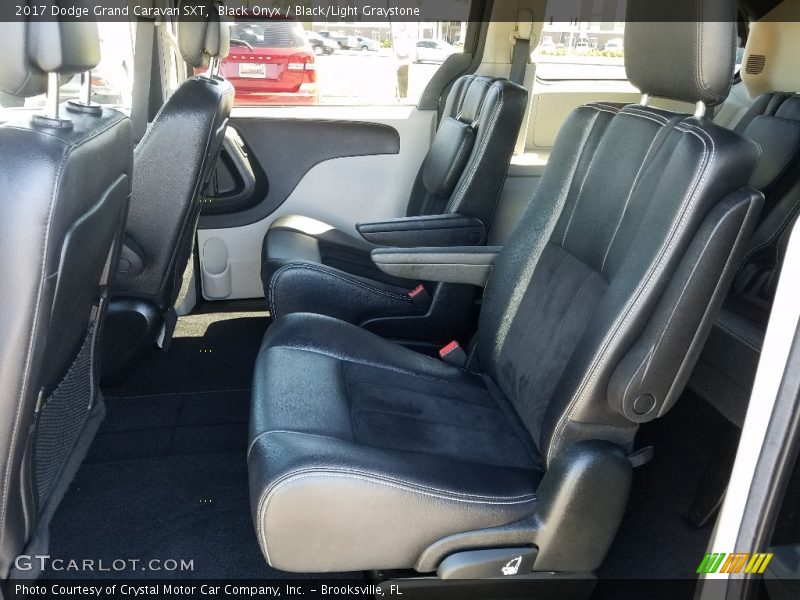 Black Onyx / Black/Light Graystone 2017 Dodge Grand Caravan SXT