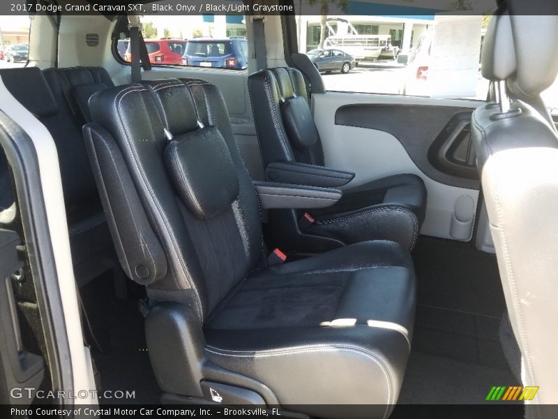 Black Onyx / Black/Light Graystone 2017 Dodge Grand Caravan SXT