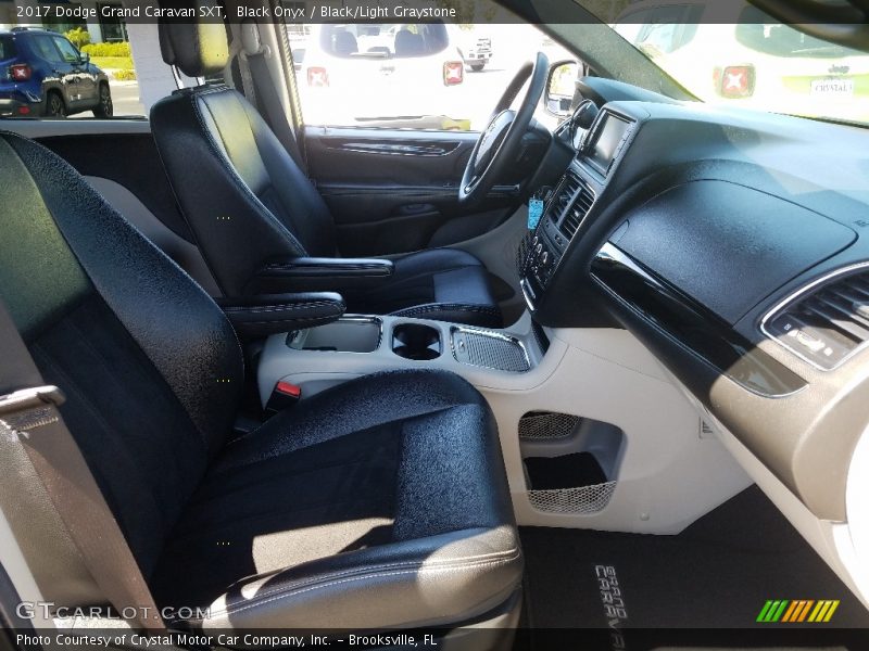 Black Onyx / Black/Light Graystone 2017 Dodge Grand Caravan SXT