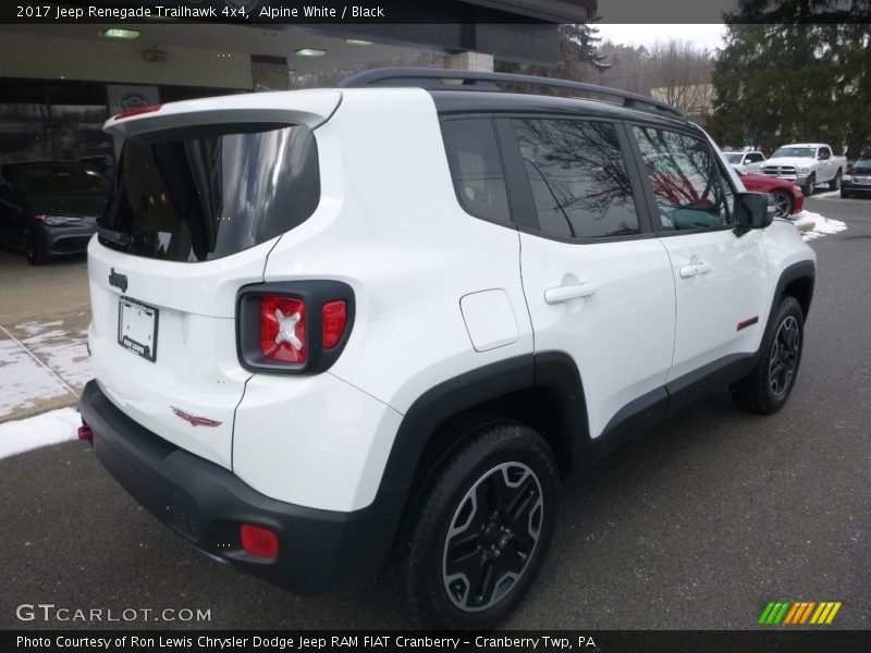 Alpine White / Black 2017 Jeep Renegade Trailhawk 4x4