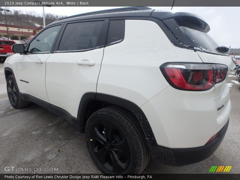 White / Black 2019 Jeep Compass Altitude 4x4