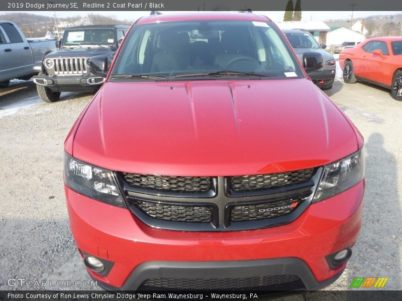 Redline 2 Coat Pearl / Black 2019 Dodge Journey SE