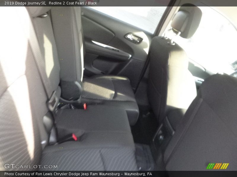 Redline 2 Coat Pearl / Black 2019 Dodge Journey SE