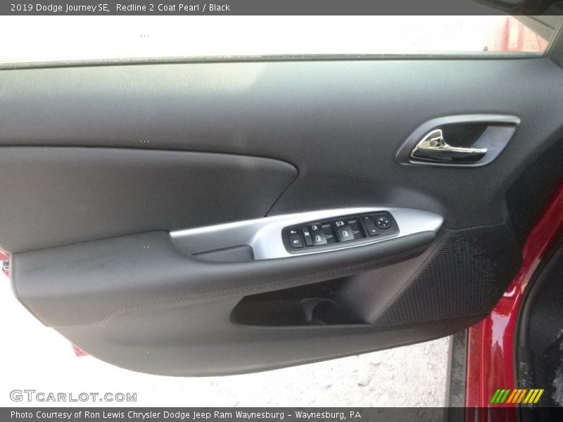 Redline 2 Coat Pearl / Black 2019 Dodge Journey SE