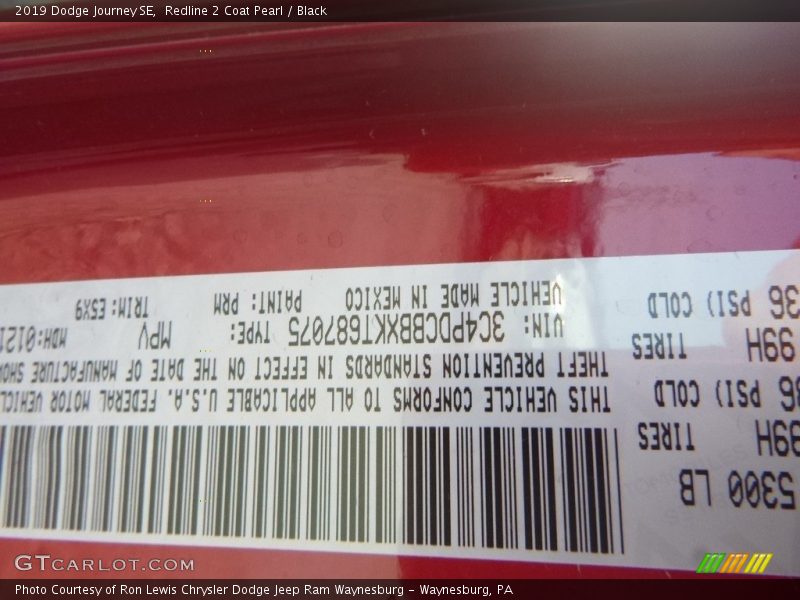 Redline 2 Coat Pearl / Black 2019 Dodge Journey SE