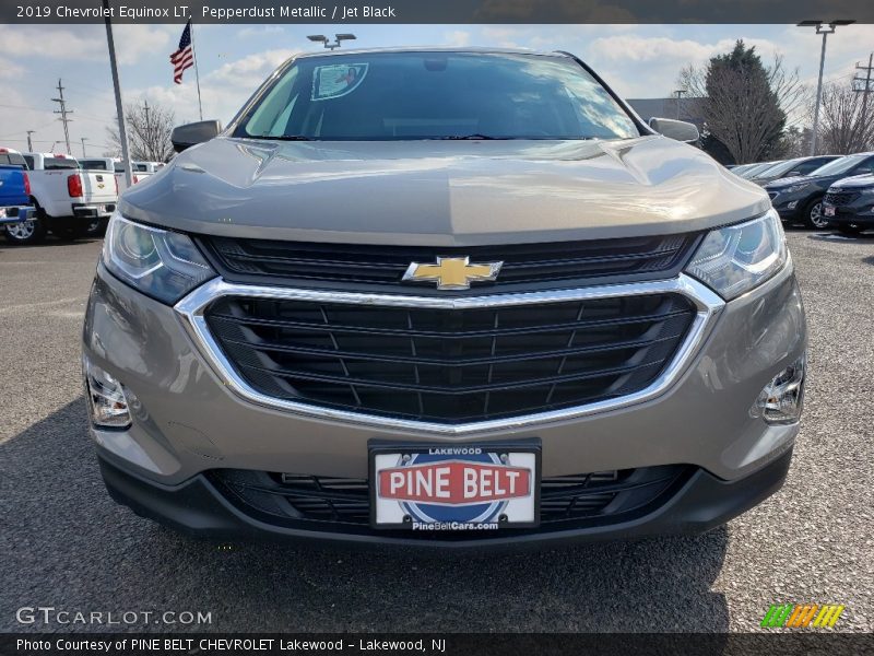 Pepperdust Metallic / Jet Black 2019 Chevrolet Equinox LT